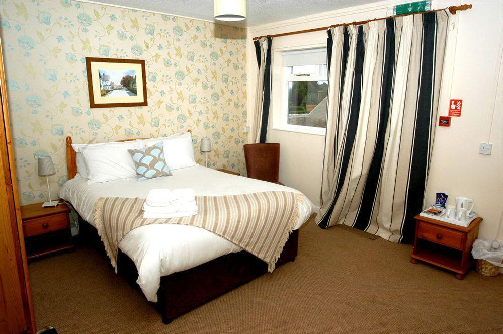 The Black Bull Inn Escrick Экстерьер фото