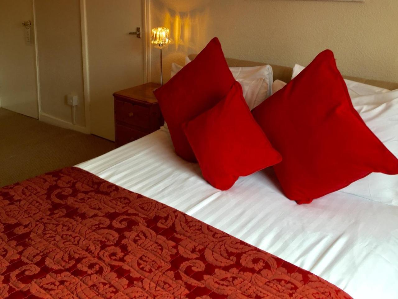 The Black Bull Inn Escrick Номер фото
