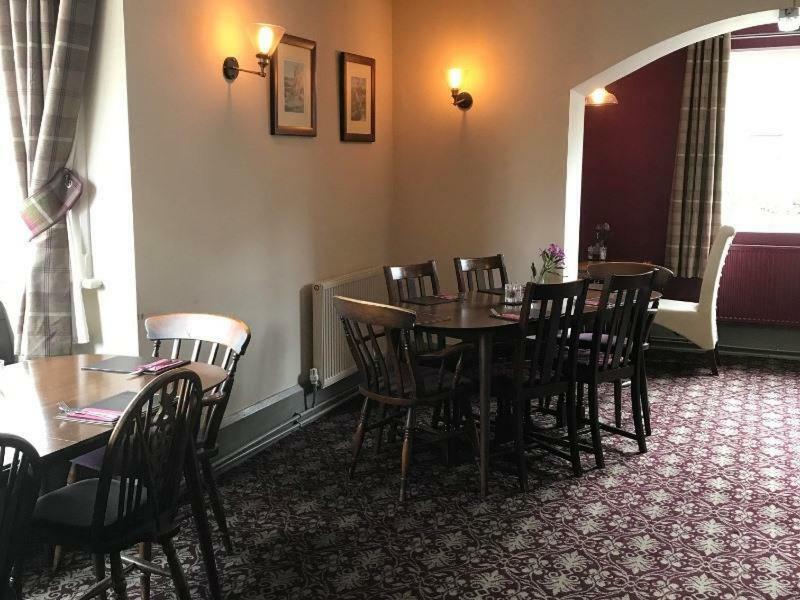 The Black Bull Inn Escrick Экстерьер фото